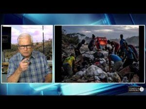 Fome e miséria na Venezuela. Criança morre após comer lixo