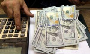 Moedas Globais: dólar avança ante rivais, de olho em aperto monetário do Fed