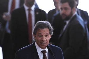 Governo eleva projeção de déficit fiscal em 2023 para R$145,4 bi