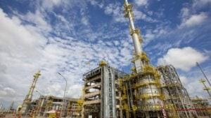 Petrobras vai retomar obra em refinaria envolvida na Lava Jato