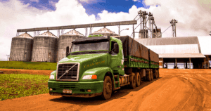 Conab realizará leilão para contratação de frete para 1,3 mil t