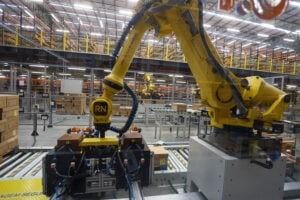 Industria recua em 14 estados