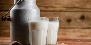 Tiago Bernardino, do CEPEA, comenta a nova queda dos preços do leite