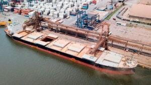 Milho subindo a escada