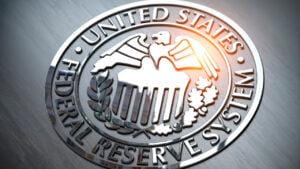 Investidor se protege no US$ enquanto economia dos EUA encara o Fed; Oriente Médio passa ao largo