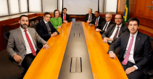 Copom no novo normal espanta B3 e leva à segurança do dólar e juros, até novas leituras; IPCA 6ªf?