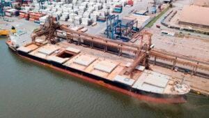 China compra soja dos EUA diante da firmeza dos preços no Brasil